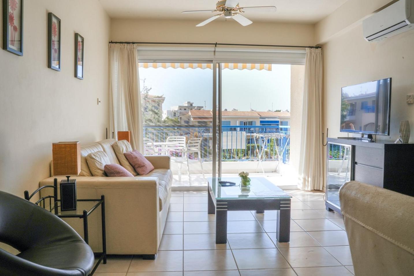 Resitour Paradise Gardens Paphos Ngoại thất bức ảnh